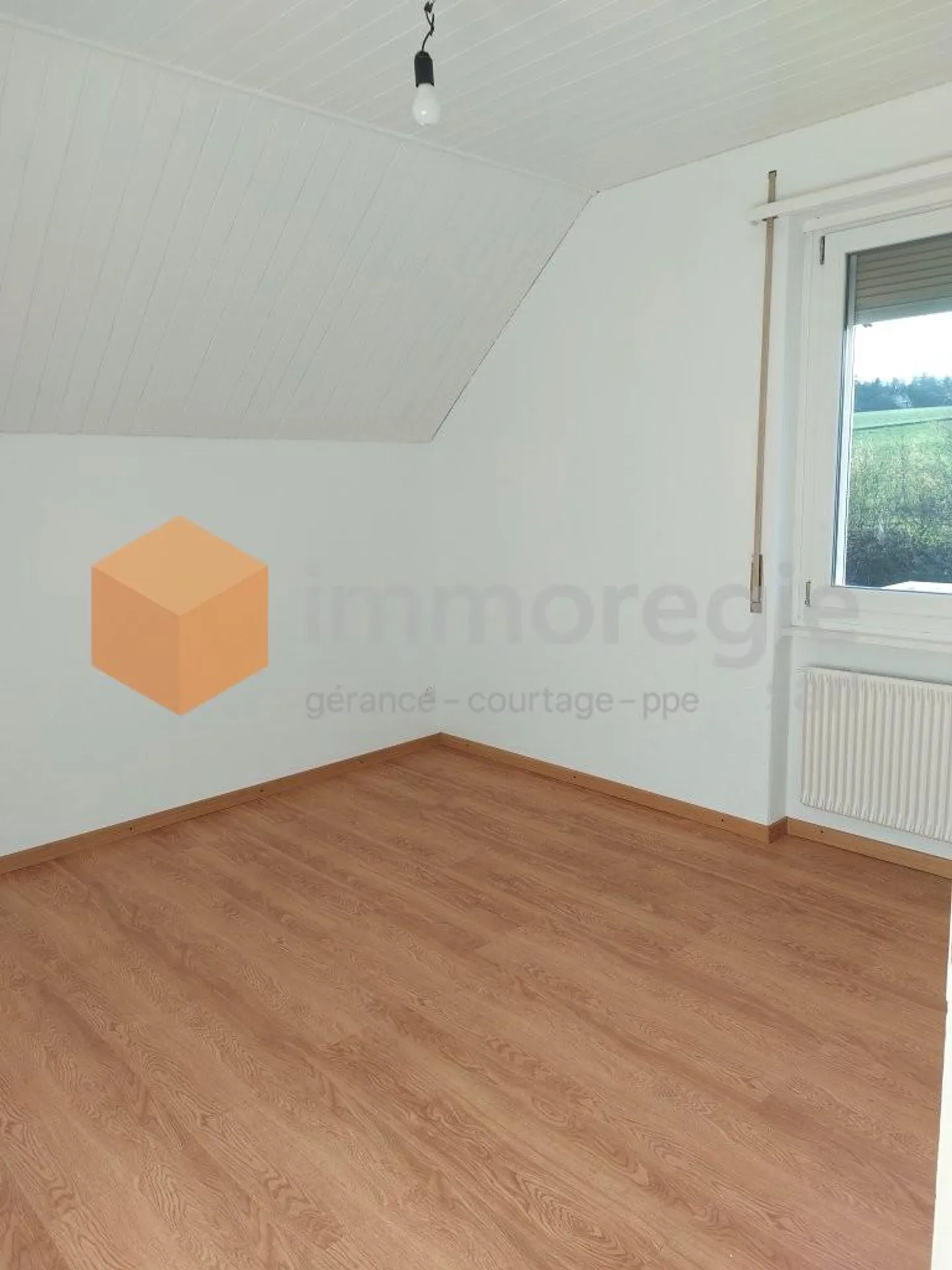 Appartamento affascinante 4,5 stanze al 2° piano - Foto 4 di 7