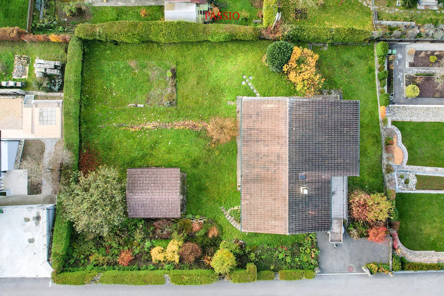 Haus mit 6,5 Zimmern und enormem Grundstück sowie atemberaubendem Blick - Foto 3 von 29