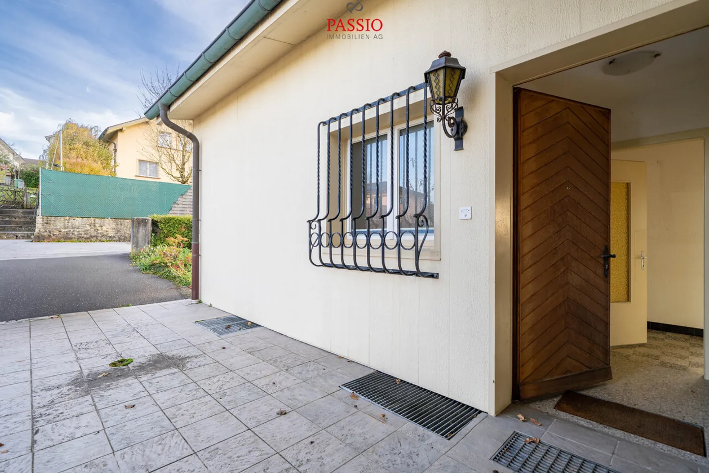 Haus mit 6,5 Zimmern und enormem Grundstück sowie atemberaubendem Blick - Foto 4 von 29