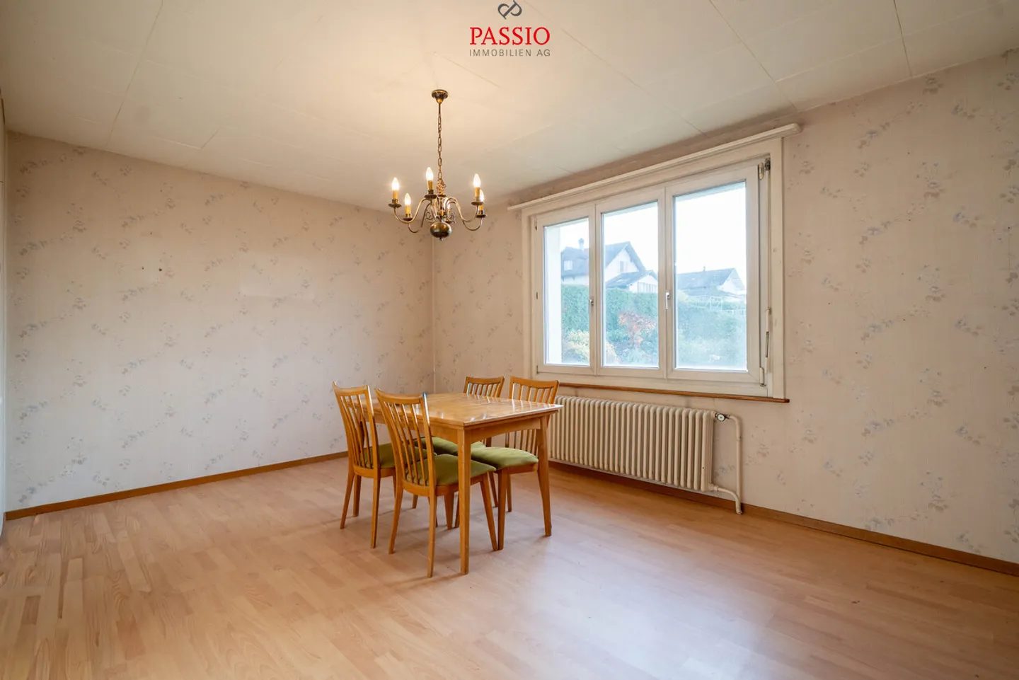 Haus mit 6,5 Zimmern und enormem Grundstück sowie atemberaubendem Blick - Foto 16 von 29