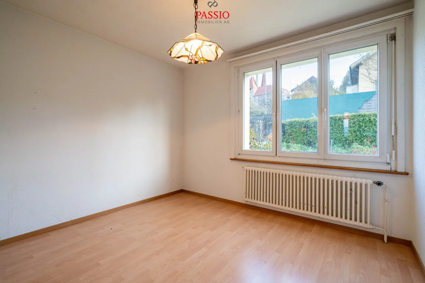Haus mit 6,5 Zimmern und enormem Grundstück sowie atemberaubendem Blick - Foto 17 von 29