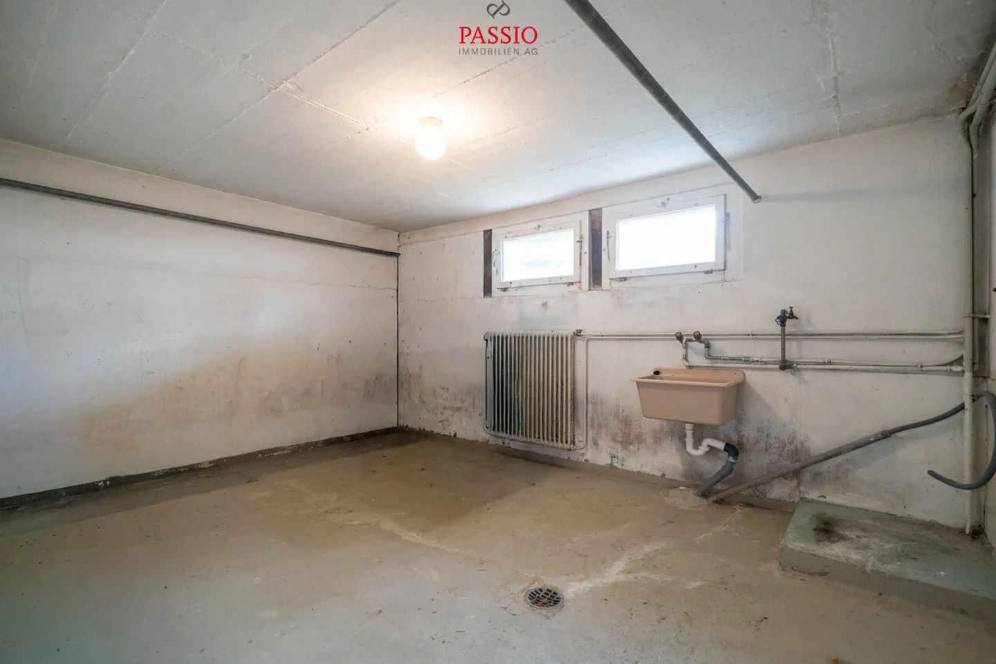 Haus mit 6,5 Zimmern und enormem Grundstück sowie atemberaubendem Blick - Foto 21 von 29