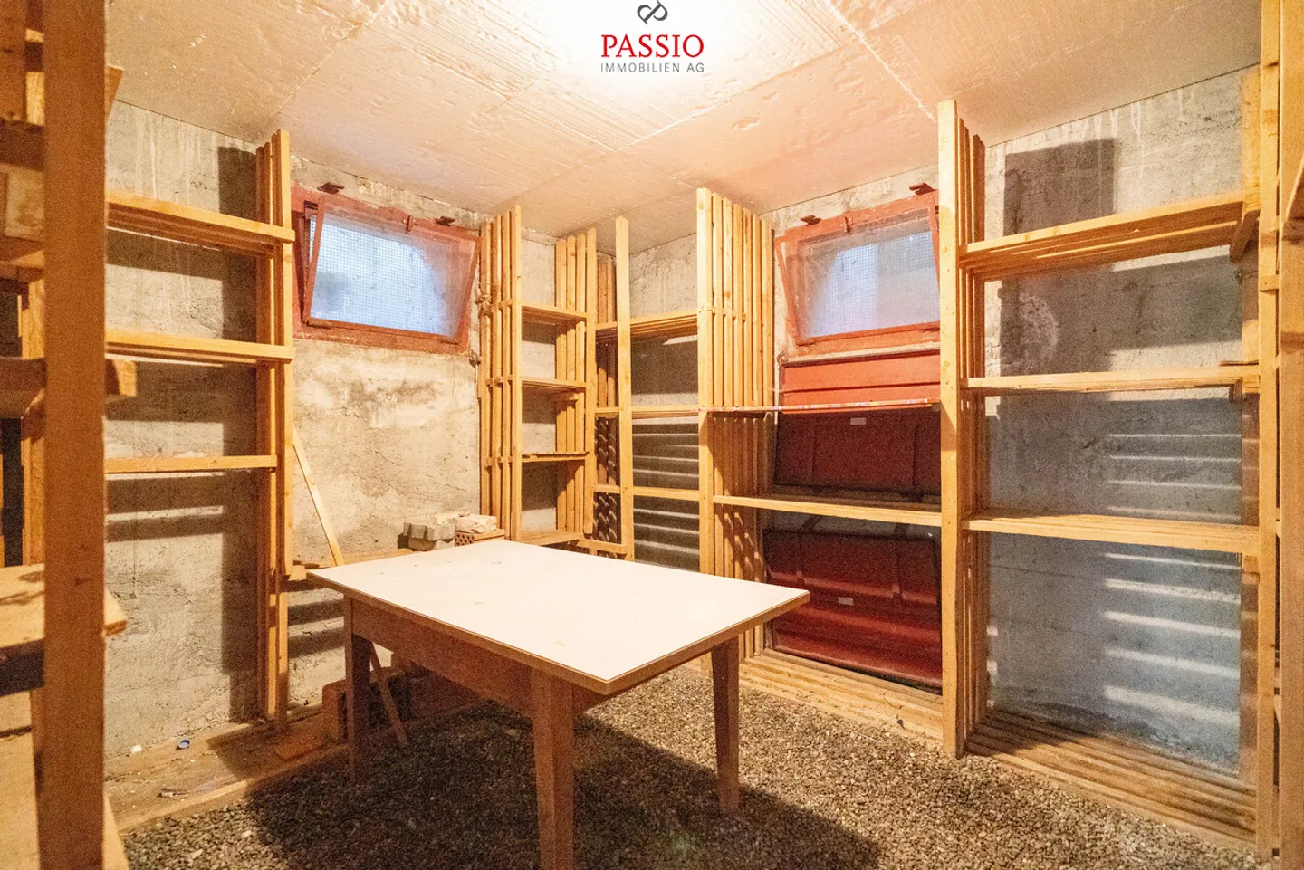 Haus mit 6,5 Zimmern und enormem Grundstück sowie atemberaubendem Blick - Foto 22 von 29