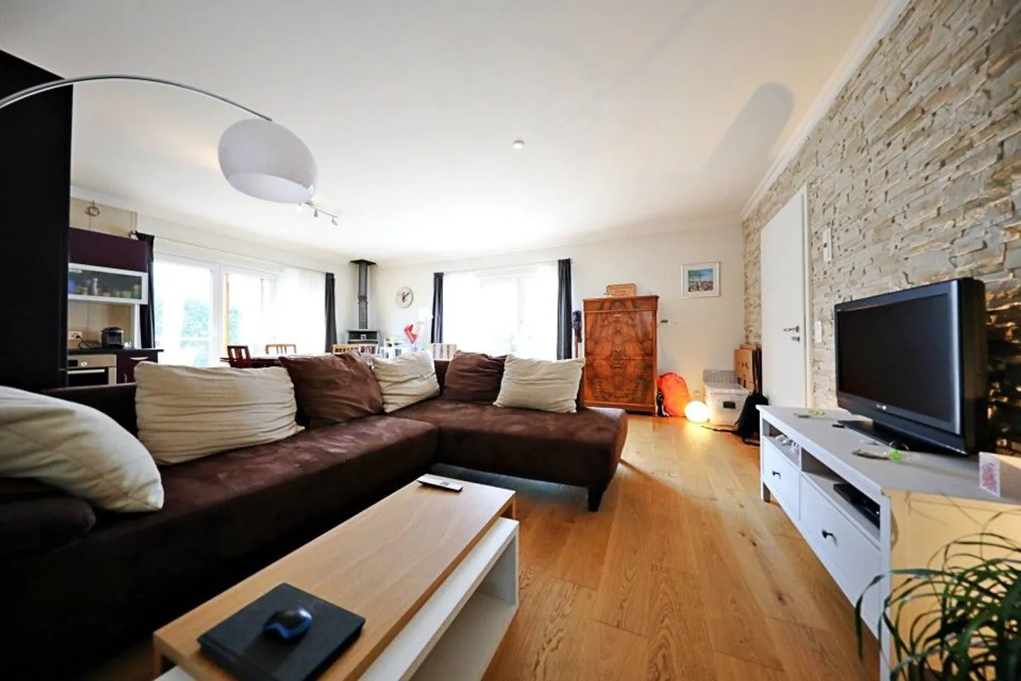 Magnificent 3.5-room apartment with terrace and pool - Photo 3 of 8