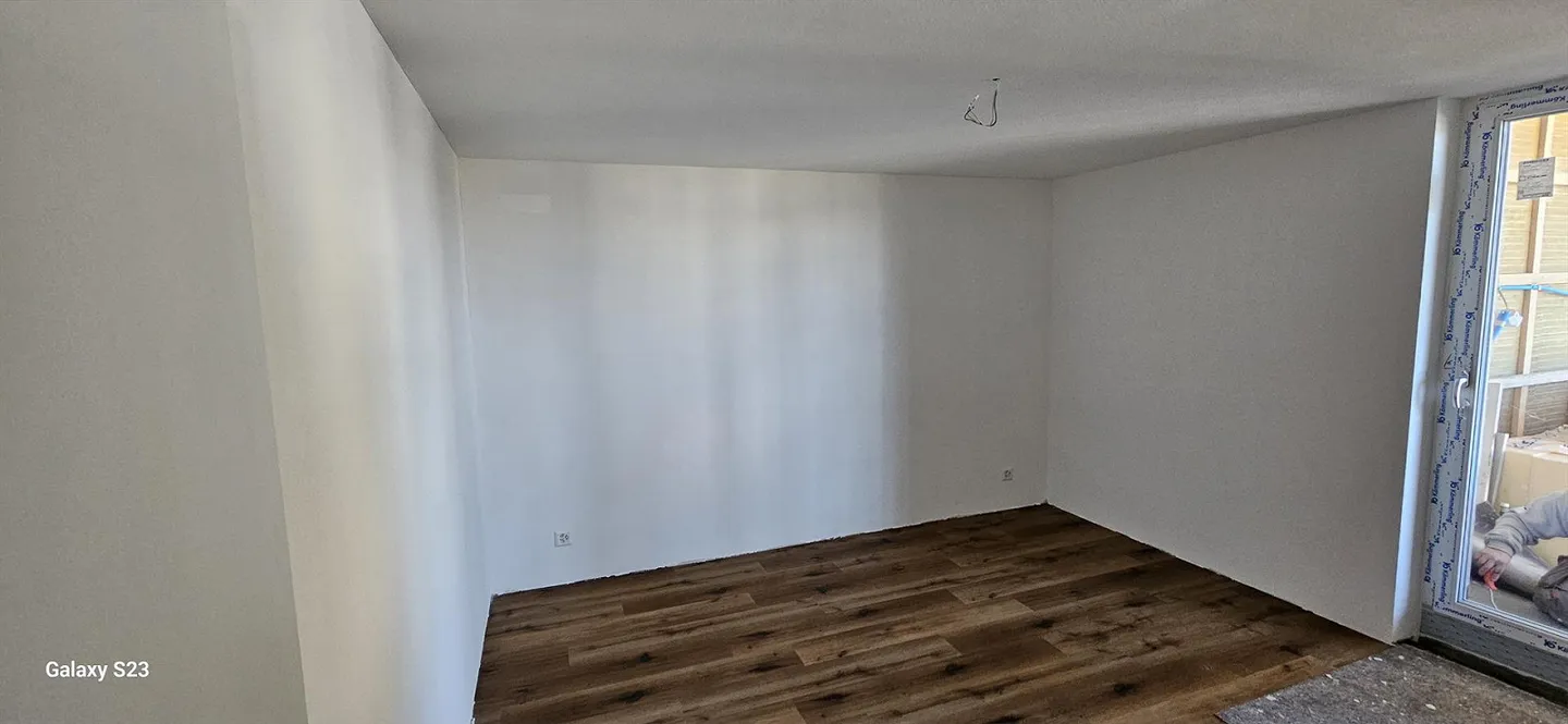 4 Room Apartment - Photo 2 of 7