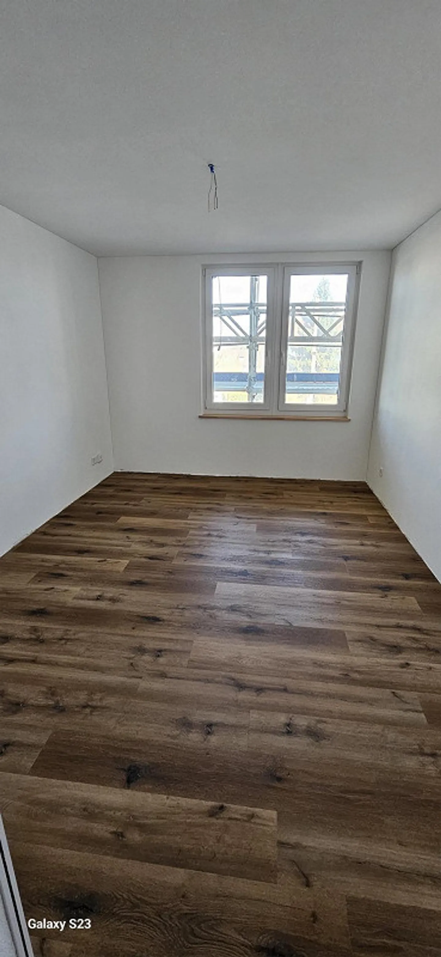 4 Room Apartment - Photo 5 of 7