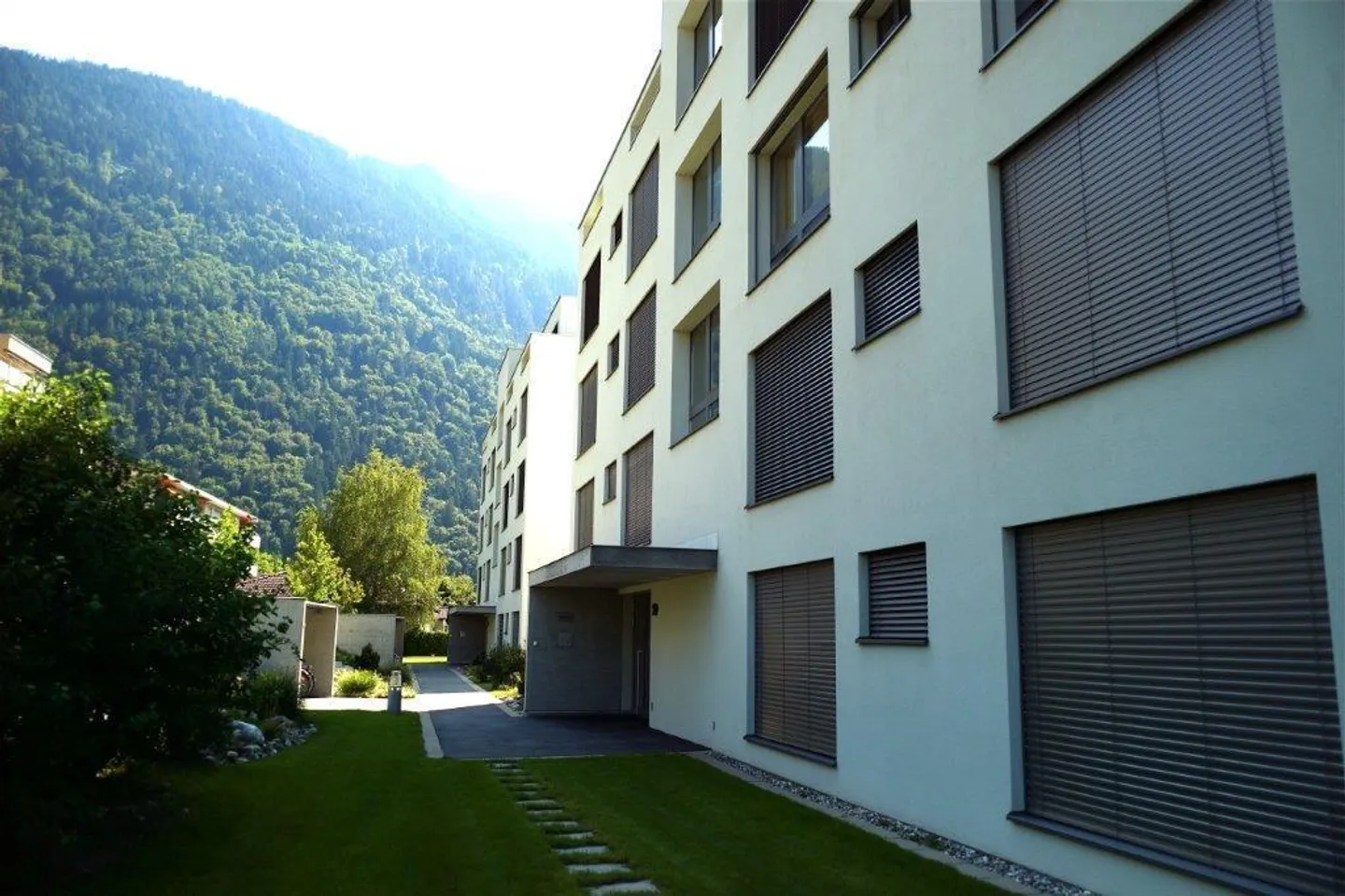 Top 3 1/2 Zimmer-Wohnung EG - Foto 2 von 9