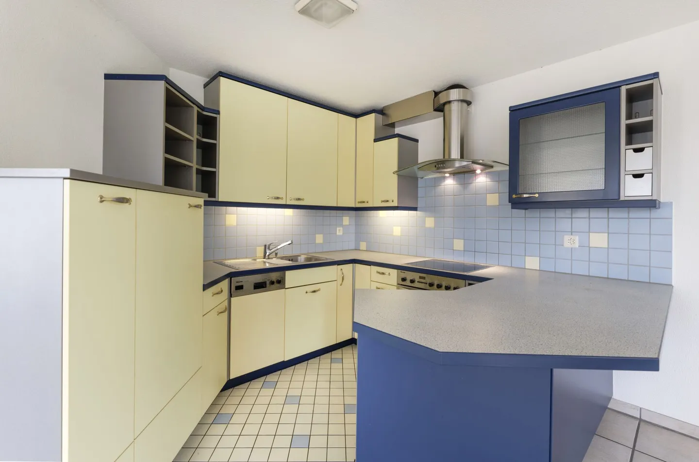 Appartement spacieux et abordable de 3,5 pièces au centre de Wildegg - Photo 2 sur 15