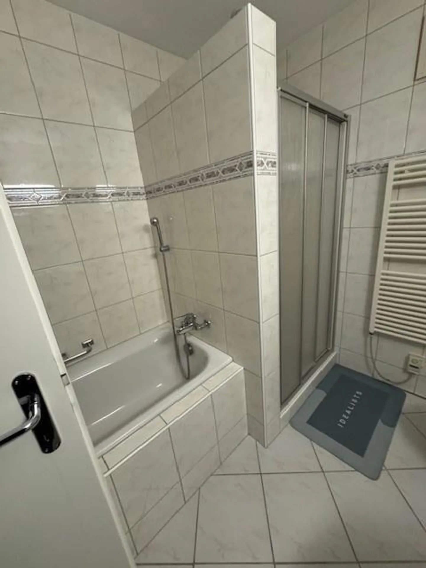 Appartamento di 2,5 stanze situato in una zona tranquilla nel centro - Foto 5 di 7