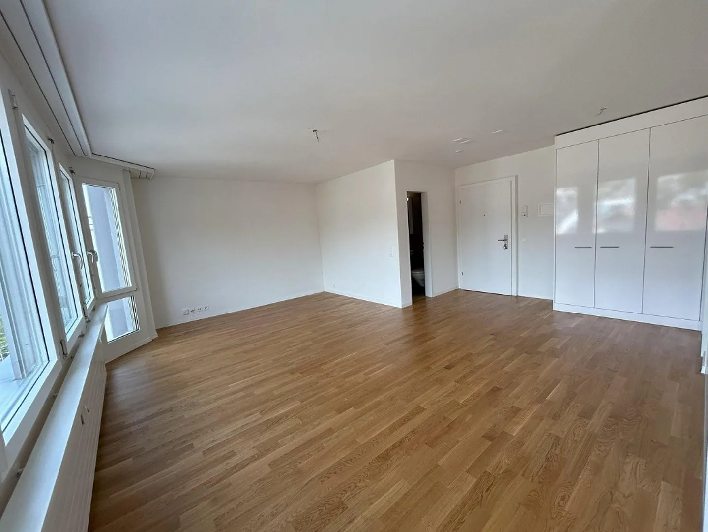 Appartamento studio in una posizione centrale - Foto 3 di 7