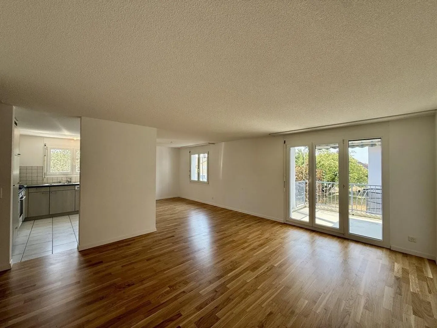 Appartamento attraente di 4,5 stanze con balcone al 1° piano - Foto 1 di 11