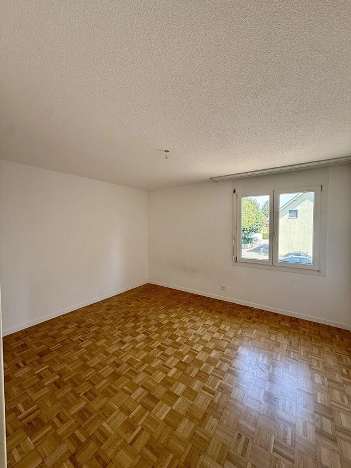 Appartamento attraente di 4,5 stanze con balcone al 1° piano - Foto 7 di 11