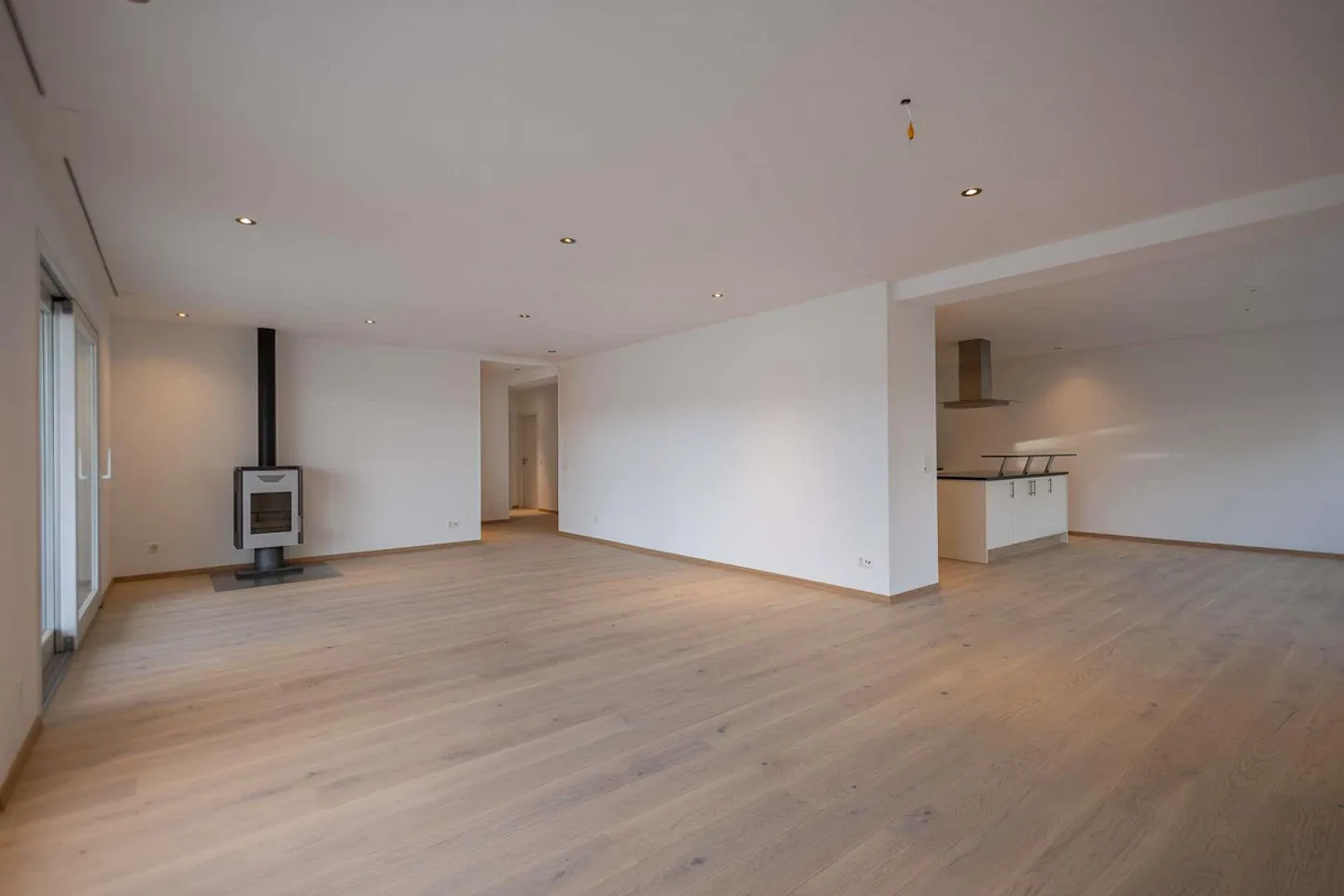 Appartement exclusif de 4,5 pièces à Jona avec une impressionnante terrasse de 88 m² - Photo 4 sur 16