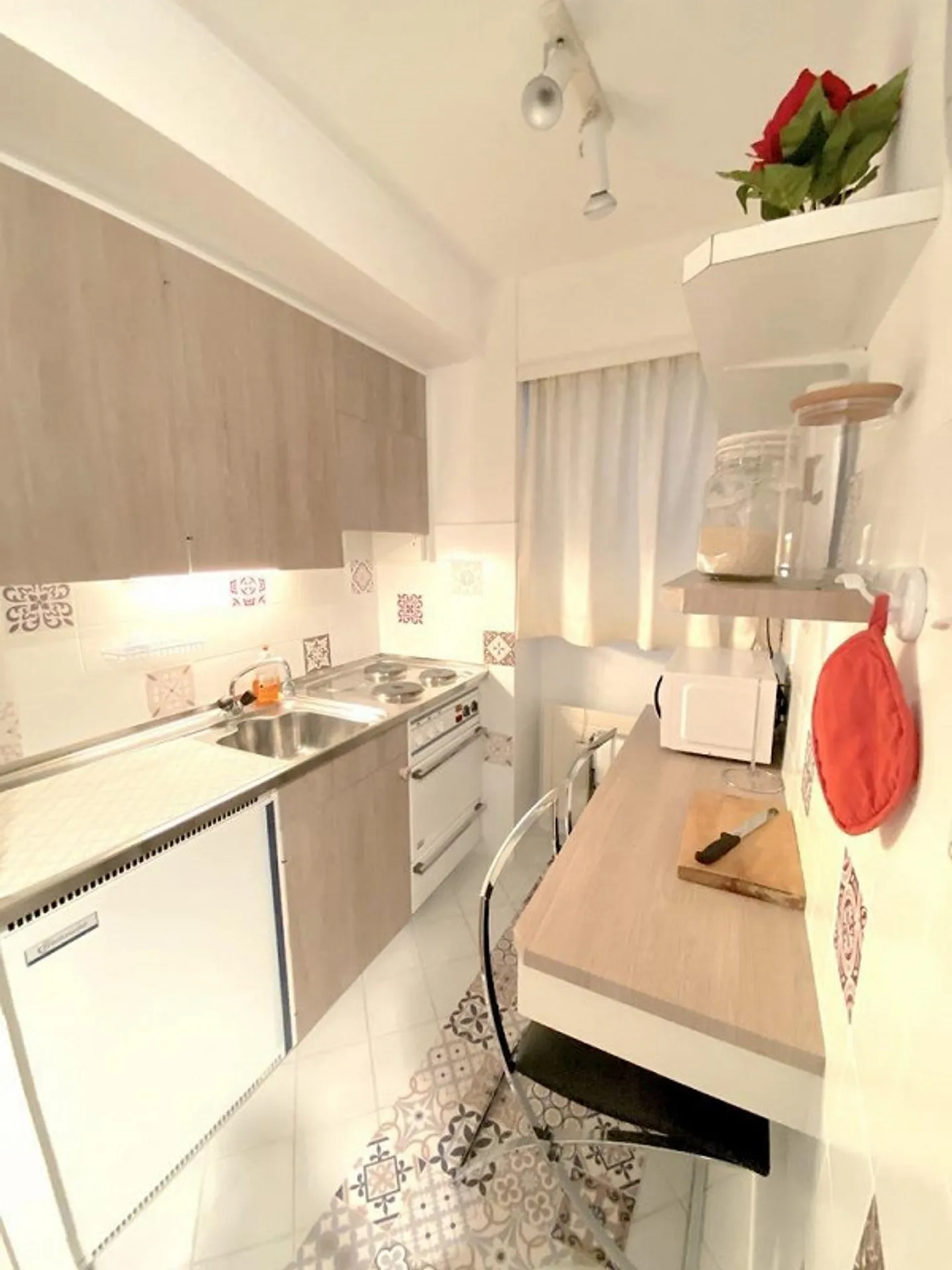 «Location à l'année joli studio rénové centre de Crans-Montana» - Photo 3 sur 8