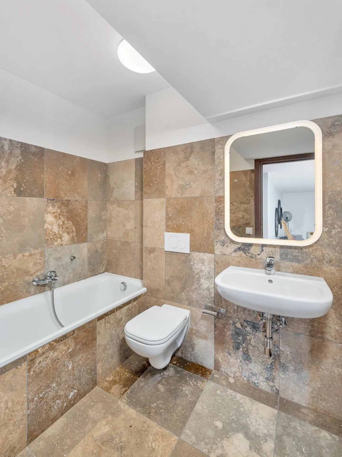 Möblierte Wohnung mit Seeblick - Foto 7 von 8