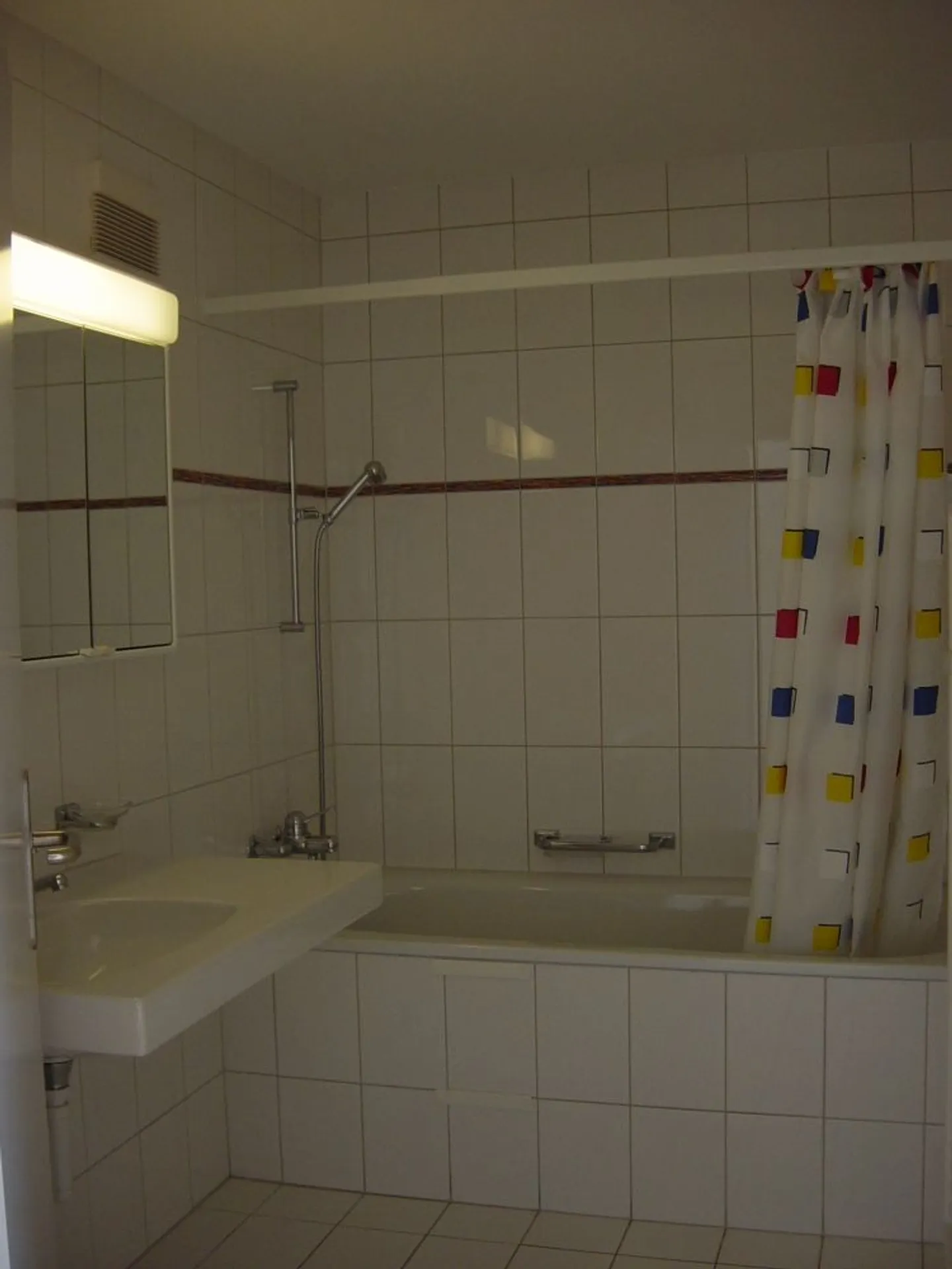 Spacious 3.5-room apartment in the city center - Photo 4 of 4