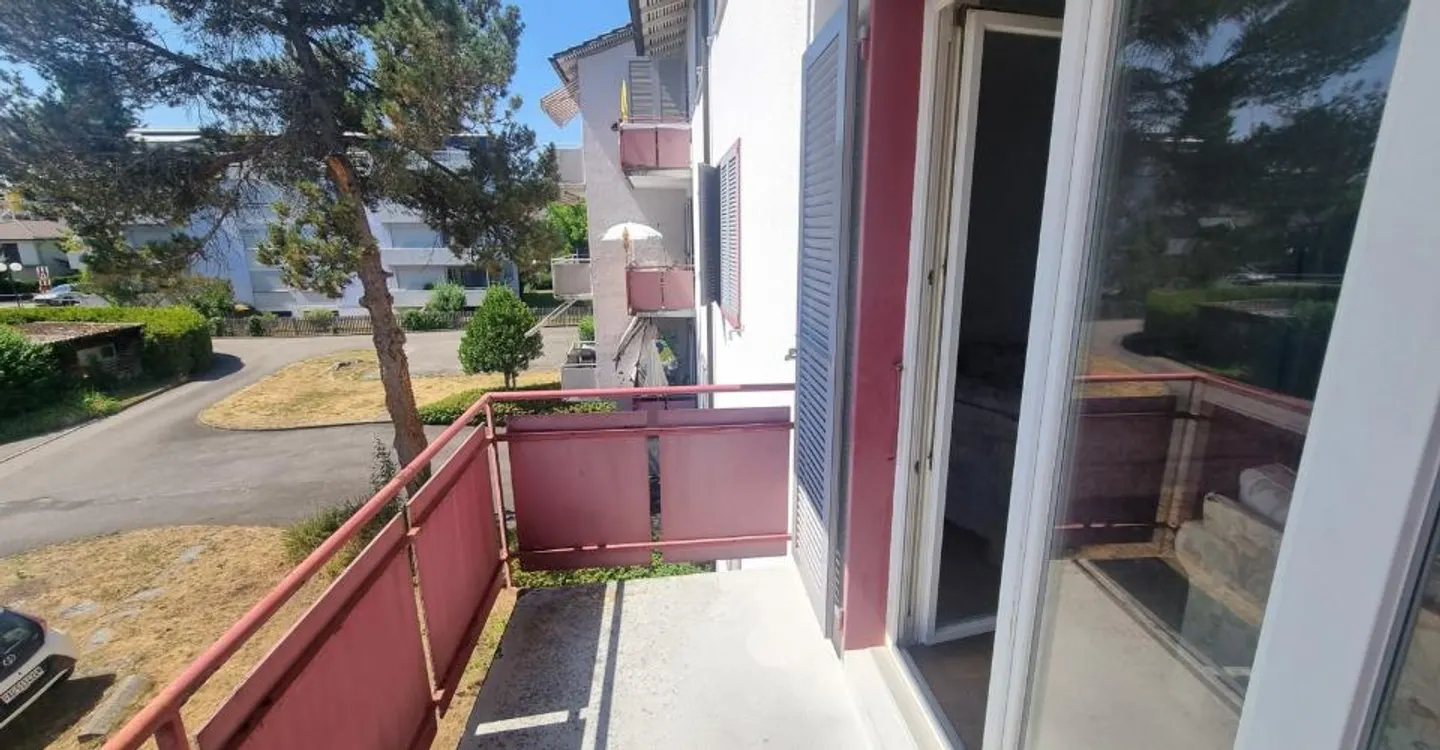 Cozy 3-room apartment in Oftringen with parking space - Photo 5 of 7