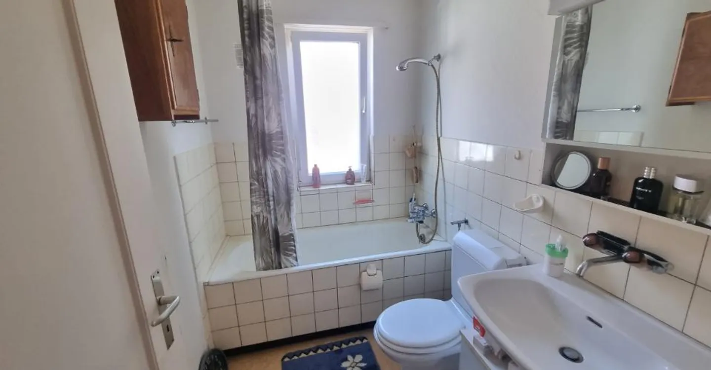Cozy 3-room apartment in Oftringen with parking space - Photo 6 of 7