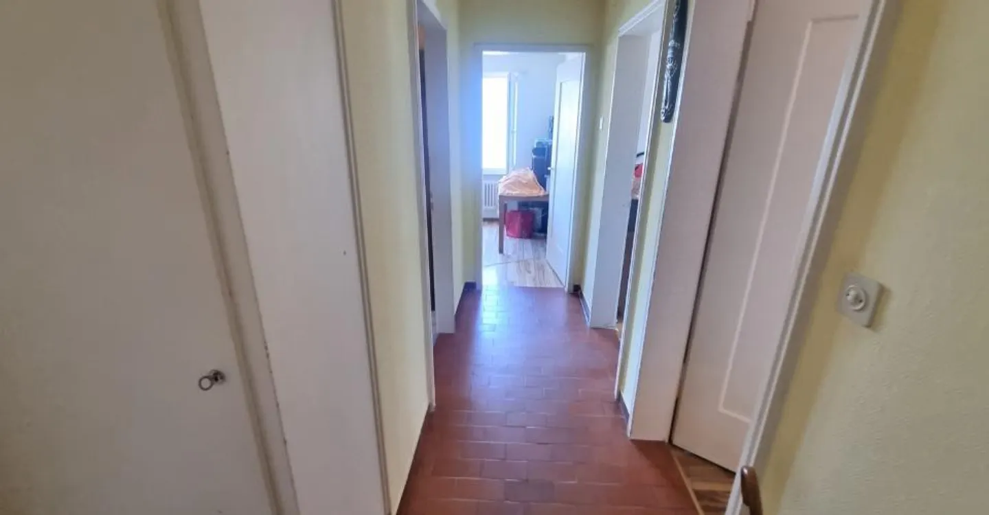 Cozy 3-room apartment in Oftringen with parking space - Photo 7 of 7