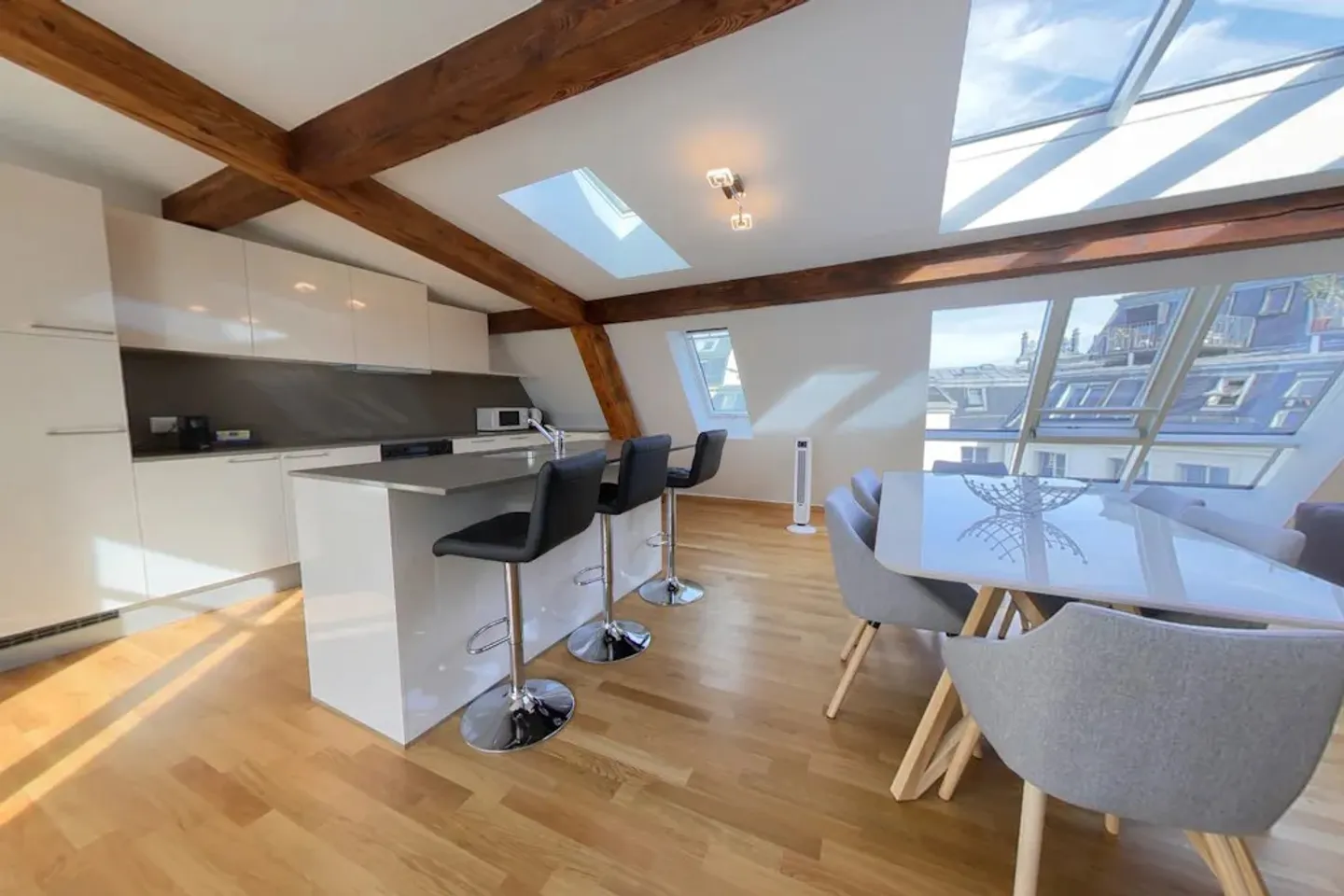 Appartement à louer - Photo 2 sur 9