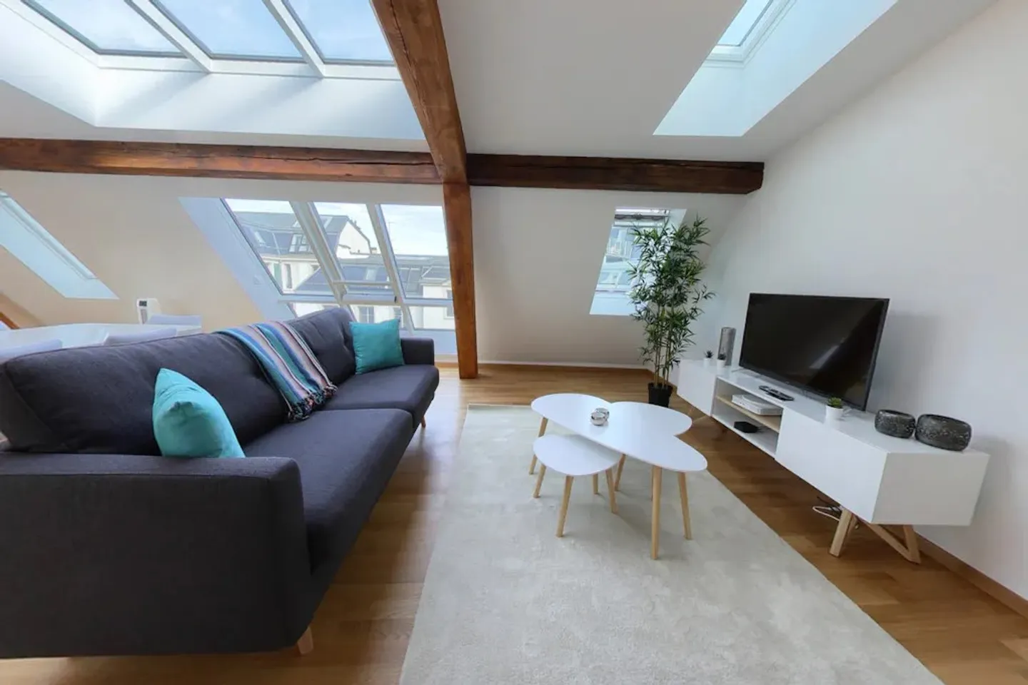 Appartement à louer - Photo 3 sur 9