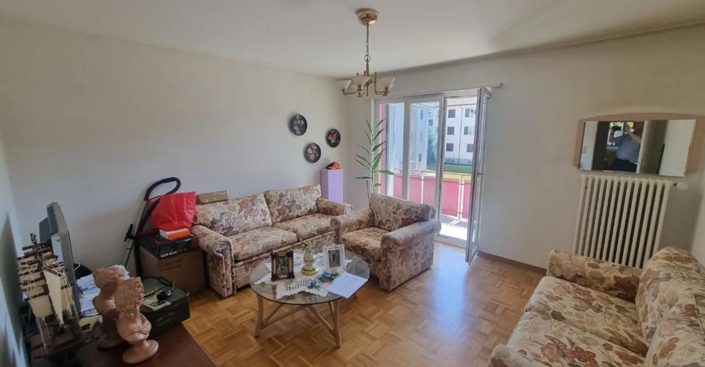 Cozy 3-room apartment in Oftringen with parking space - Photo 3 of 7