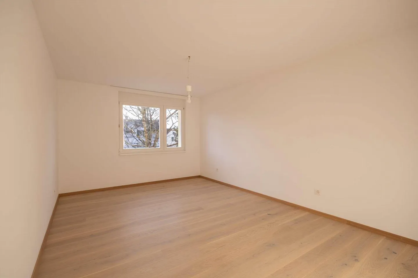 Appartement exclusif de 4,5 pièces à Jona avec une impressionnante terrasse de 88 m² - Photo 10 sur 16