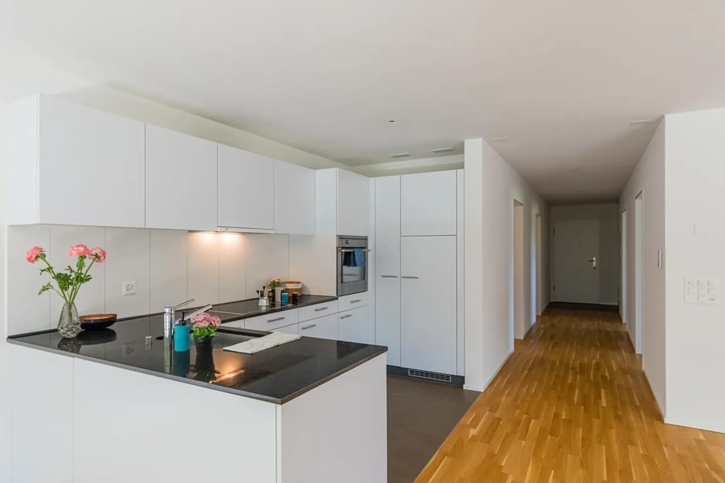 Schöne 4.5-Zimmerwohnung im Grünen zu vermieten - Photo 2 sur 12