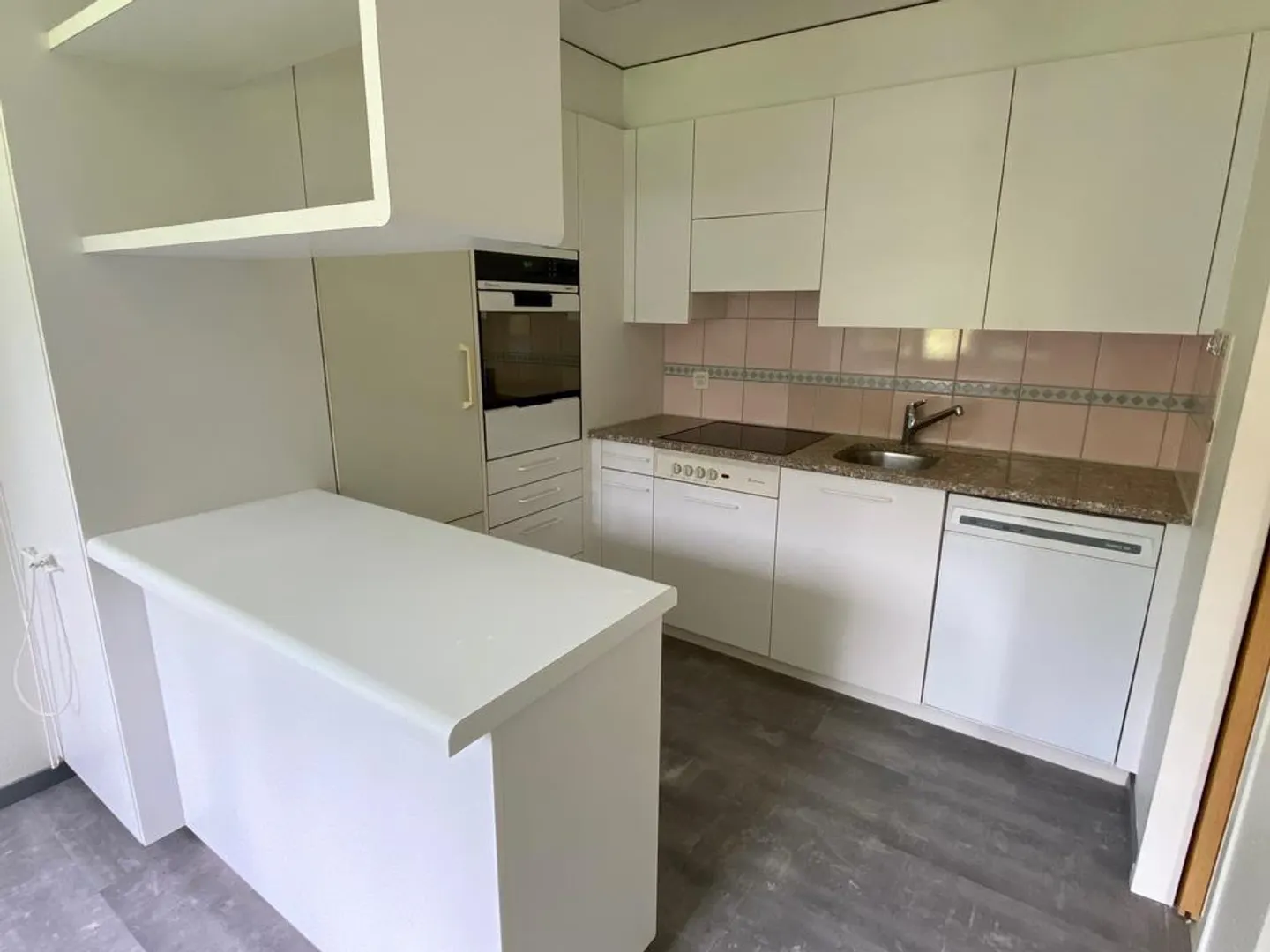 Pretty 2.5-room apartment in Sissach - Photo 2 of 7
