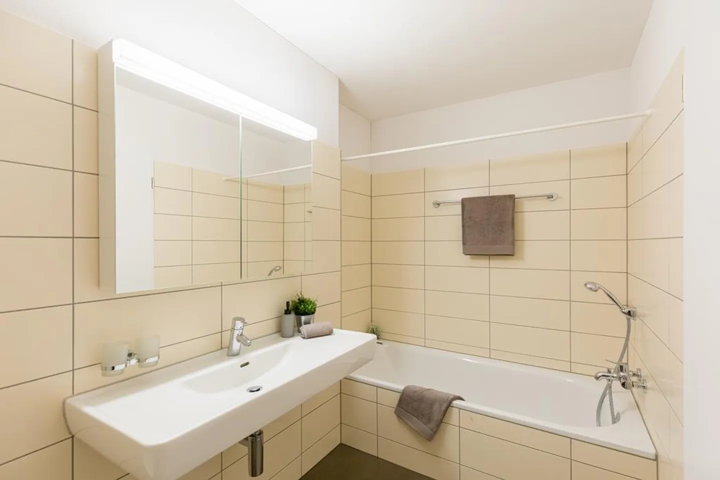 Schöne 4.5-Zimmerwohnung im Grünen zu vermieten - Photo 6 sur 12