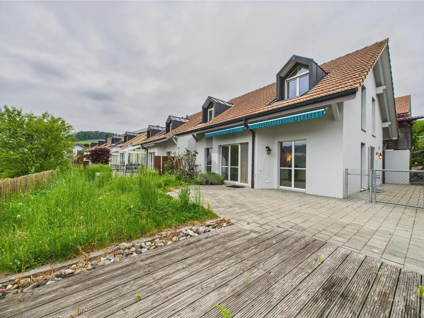 Maison individuelle à vendre - Photo 1 sur 6
