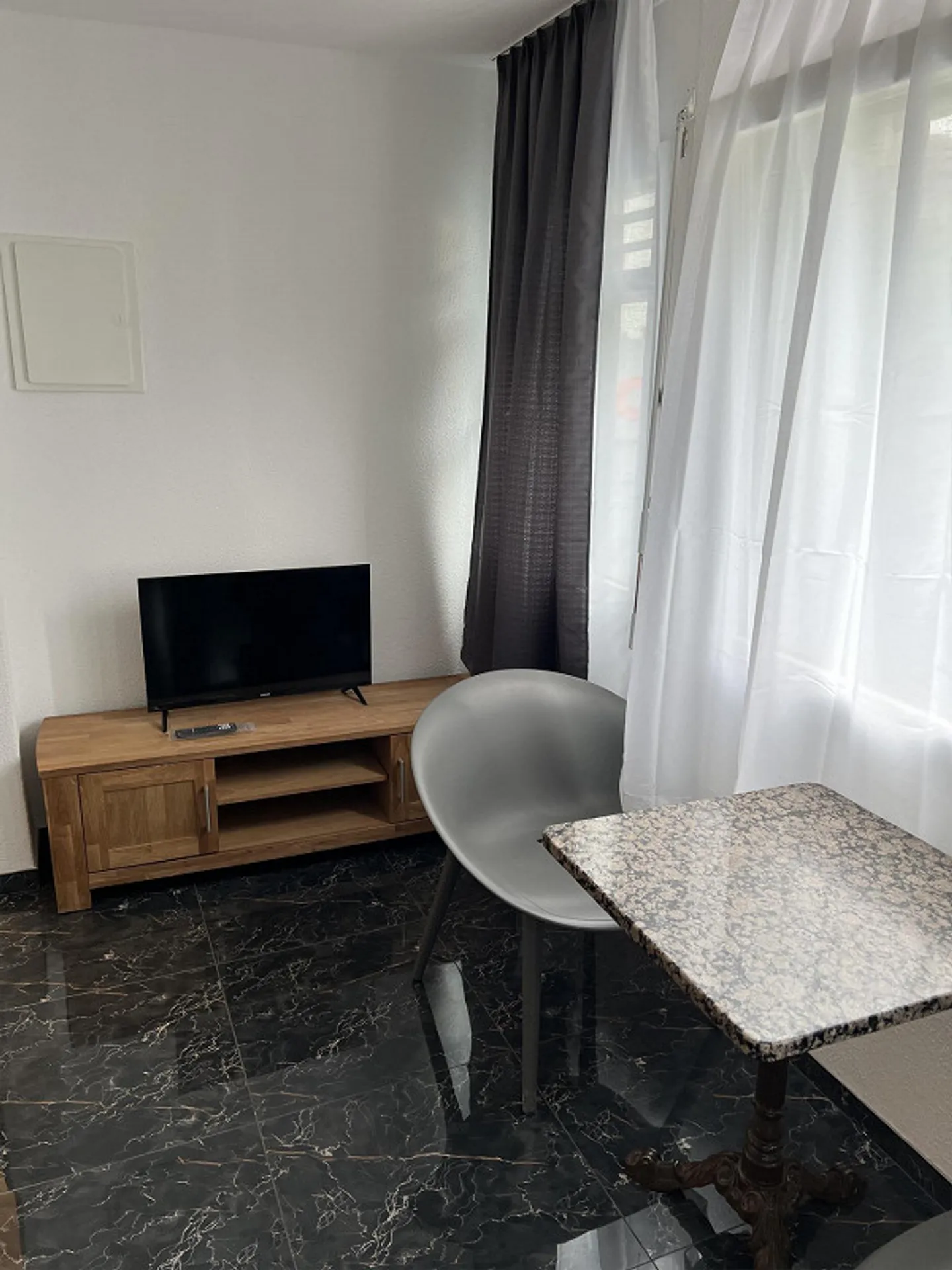 Nuovo: Studi moderni arredati in affitto vicino al Werdenbergersee - Foto 3 di 8