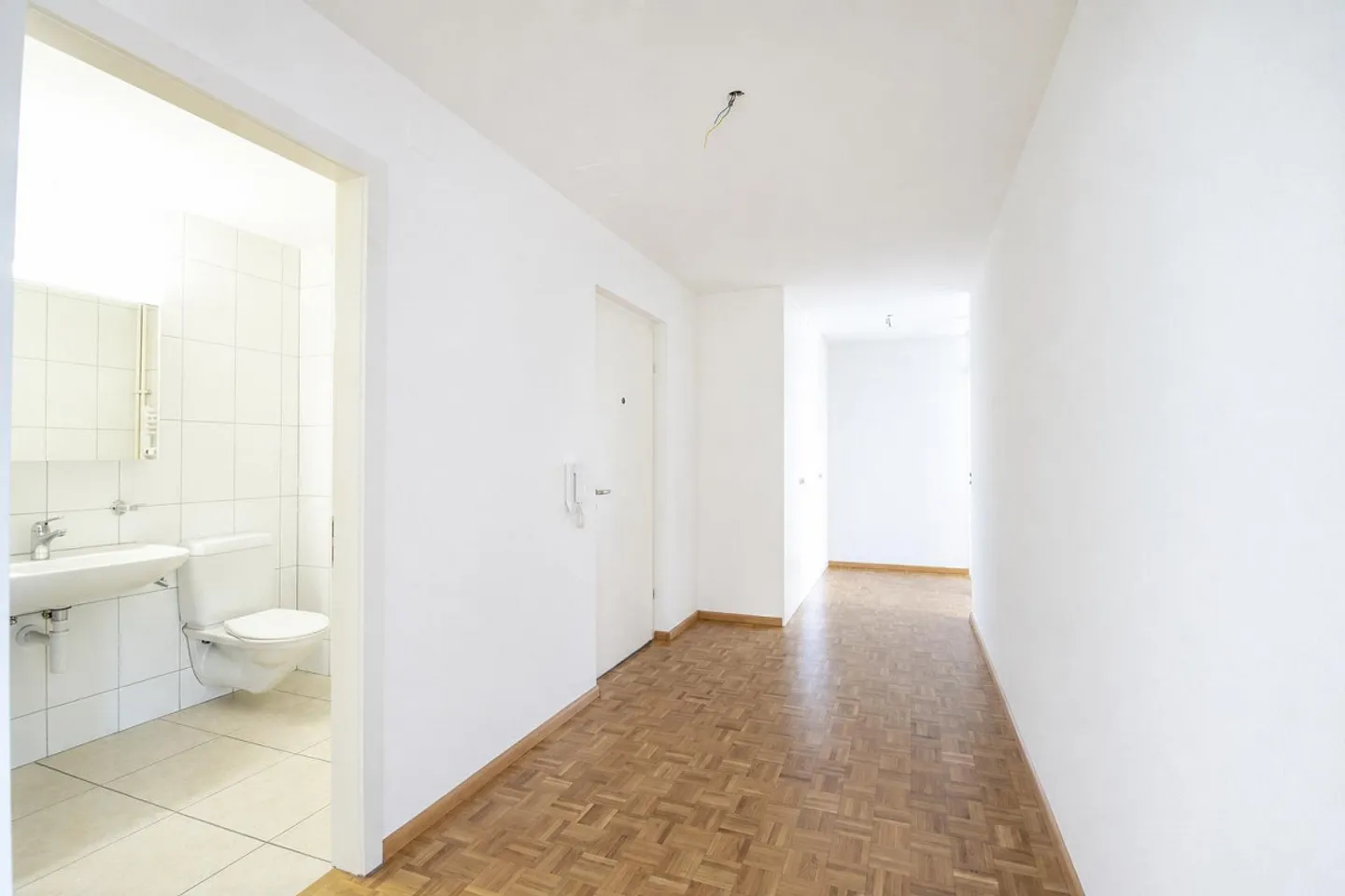 Grosse 5.5-Zimmerwohnung mit schöner Aussicht - Photo 5 of 15