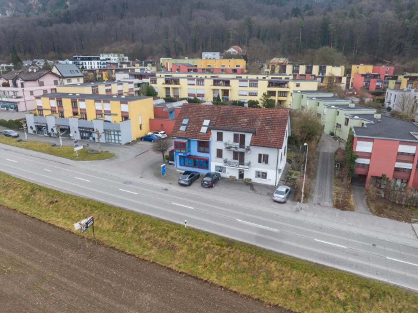 RENDIMENTO E UTILIZZO COMBINATI - LA TUA OPPORTUNITÀ A WÜRENLINGEN - Foto 1 di 8