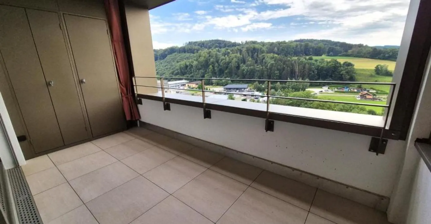 Appartement de Luxe avec Vue Époustouflante - Photo 3 sur 12