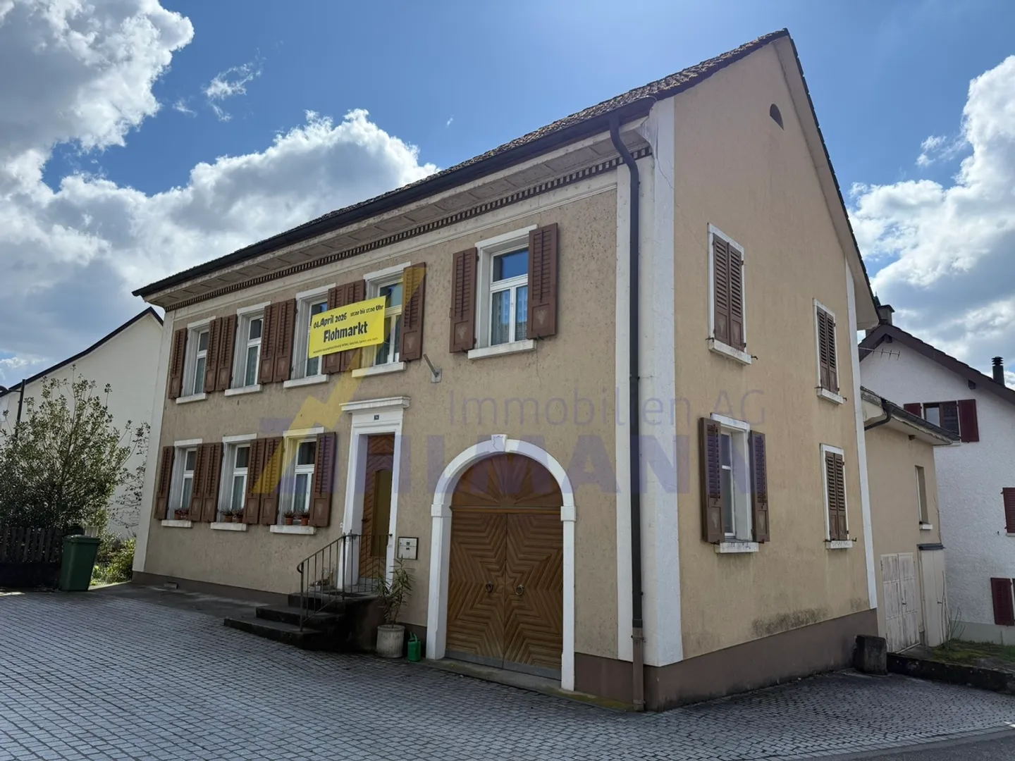 Spacious Single-Family House with Barn and Versatile Outbuildings - Photo 1 of 11
