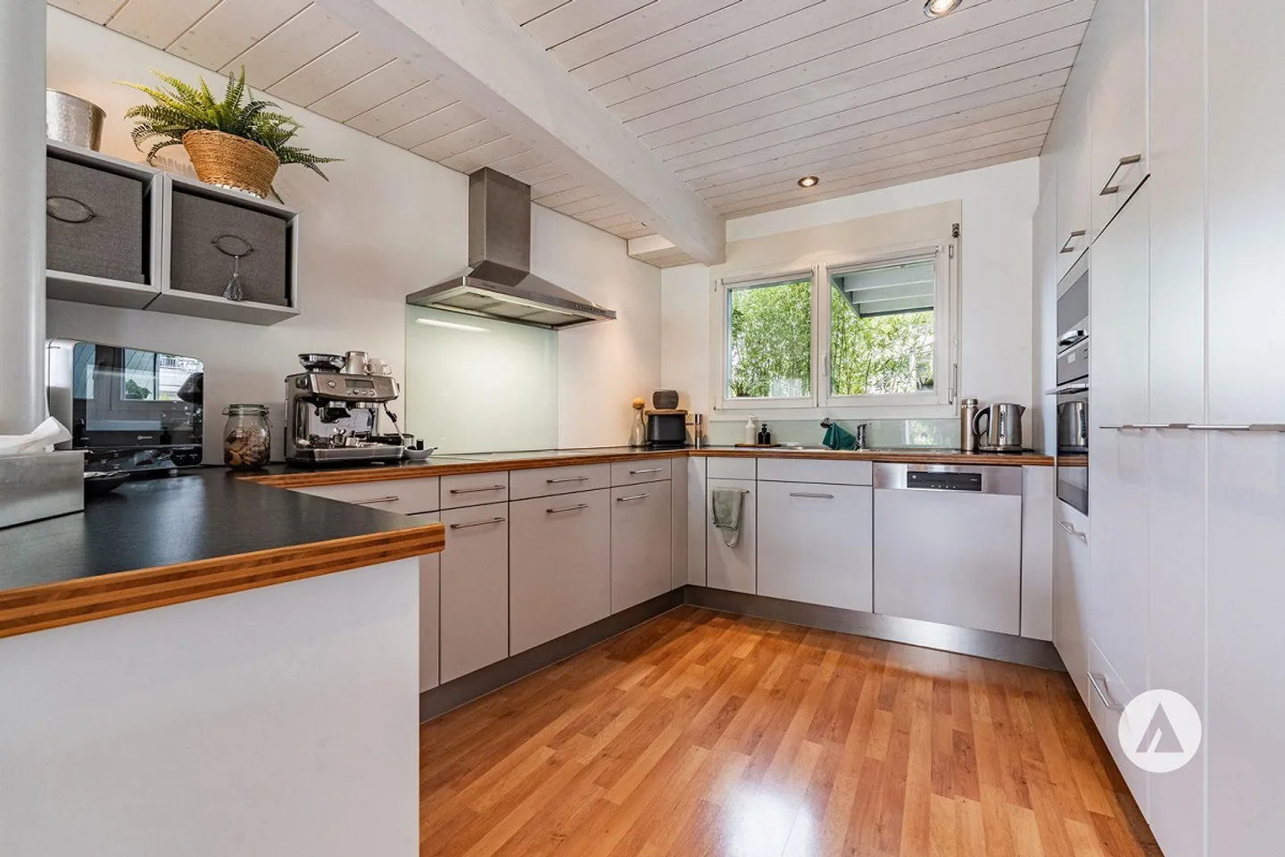 Beaucoup d'espace pour tout ce que la vie apporte - Photo 3 sur 13