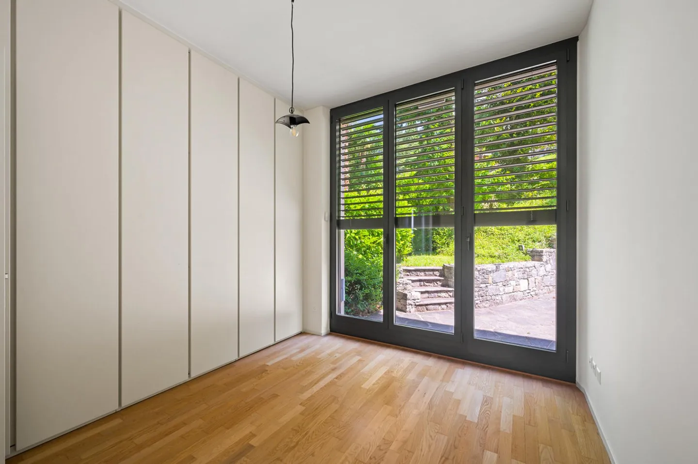 AGRÉABLE APPARTEMENT DE 4.5 PIÈCES AVEC VUE SUR LE LAC À RUVIGLIANA - Photo 9 sur 13