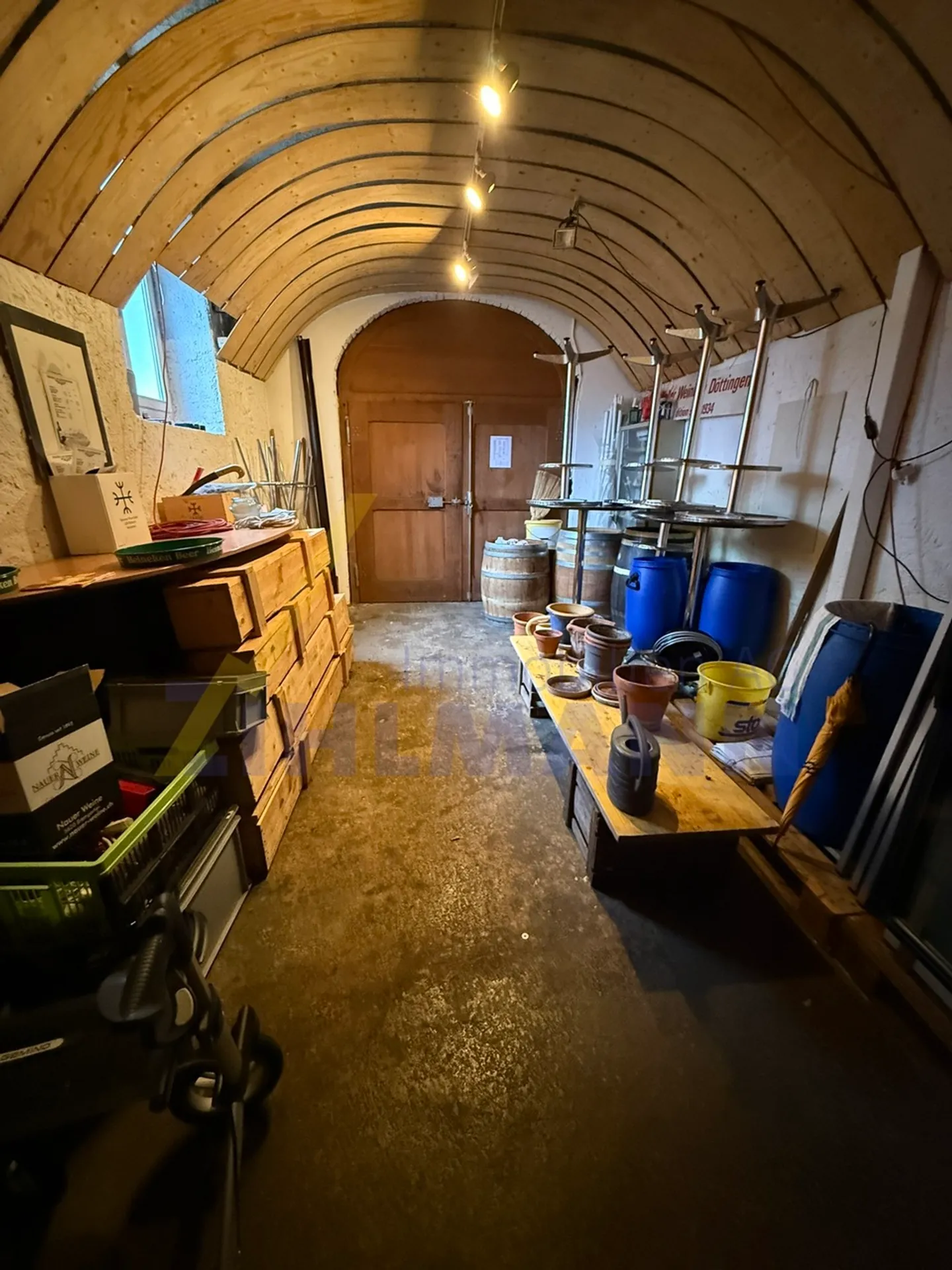 Spacious Single-Family House with Barn and Versatile Outbuildings - Photo 11 of 11
