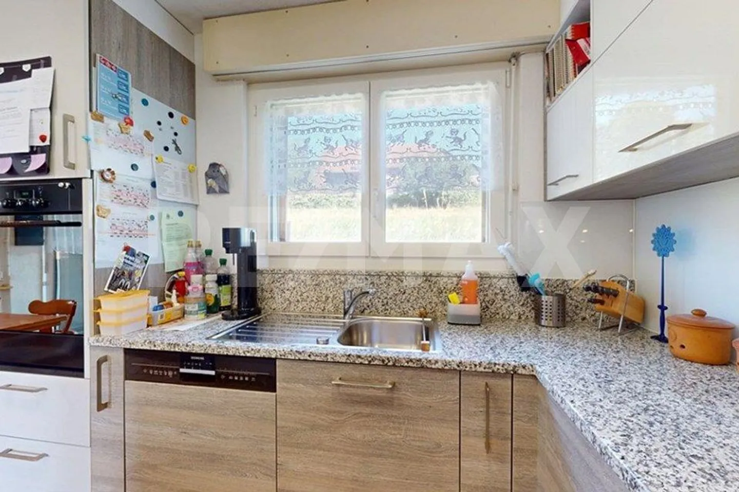 Casa unifamiliare con giardino bellissimo - Foto 9 di 13
