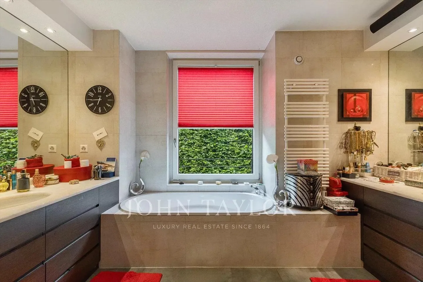 Loft architettonico nel centro di Montreux, tra lago e montagne - Foto 9 di 11