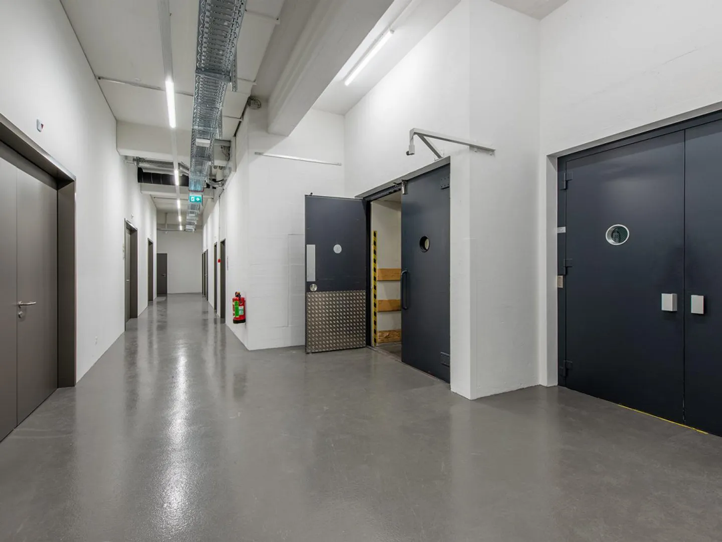 Spazio ufficio moderno di 134 m² nel complesso commerciale COMBO a Buchs AG - Foto 7 di 8