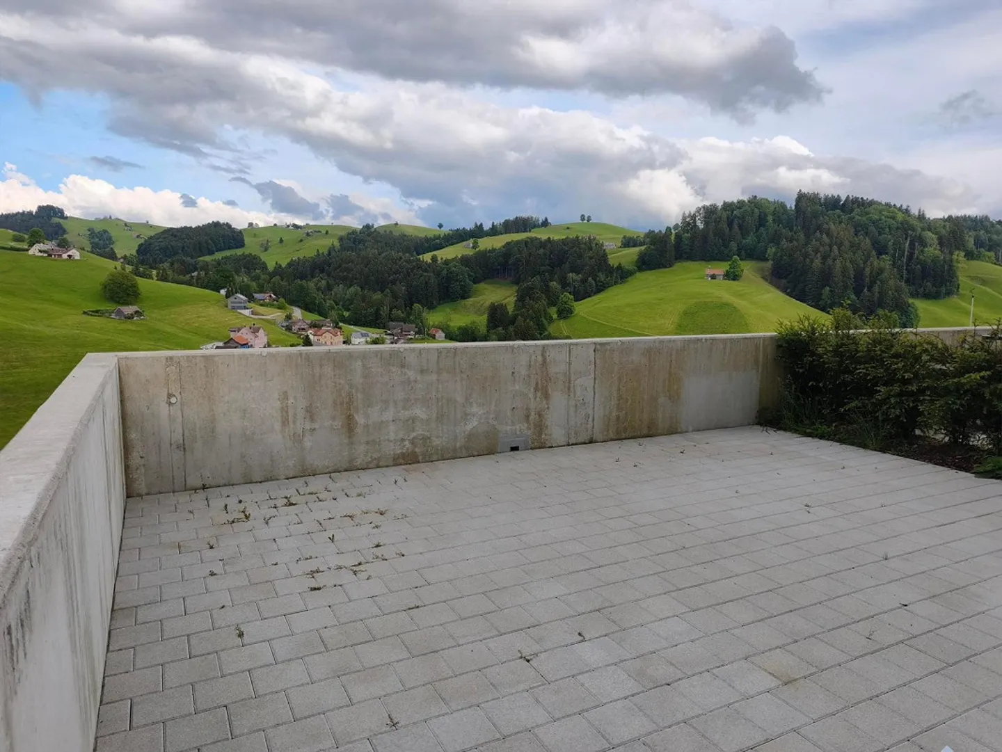 Casa a Schiera Moderna con Vista Panoramica - Foto 4 di 13