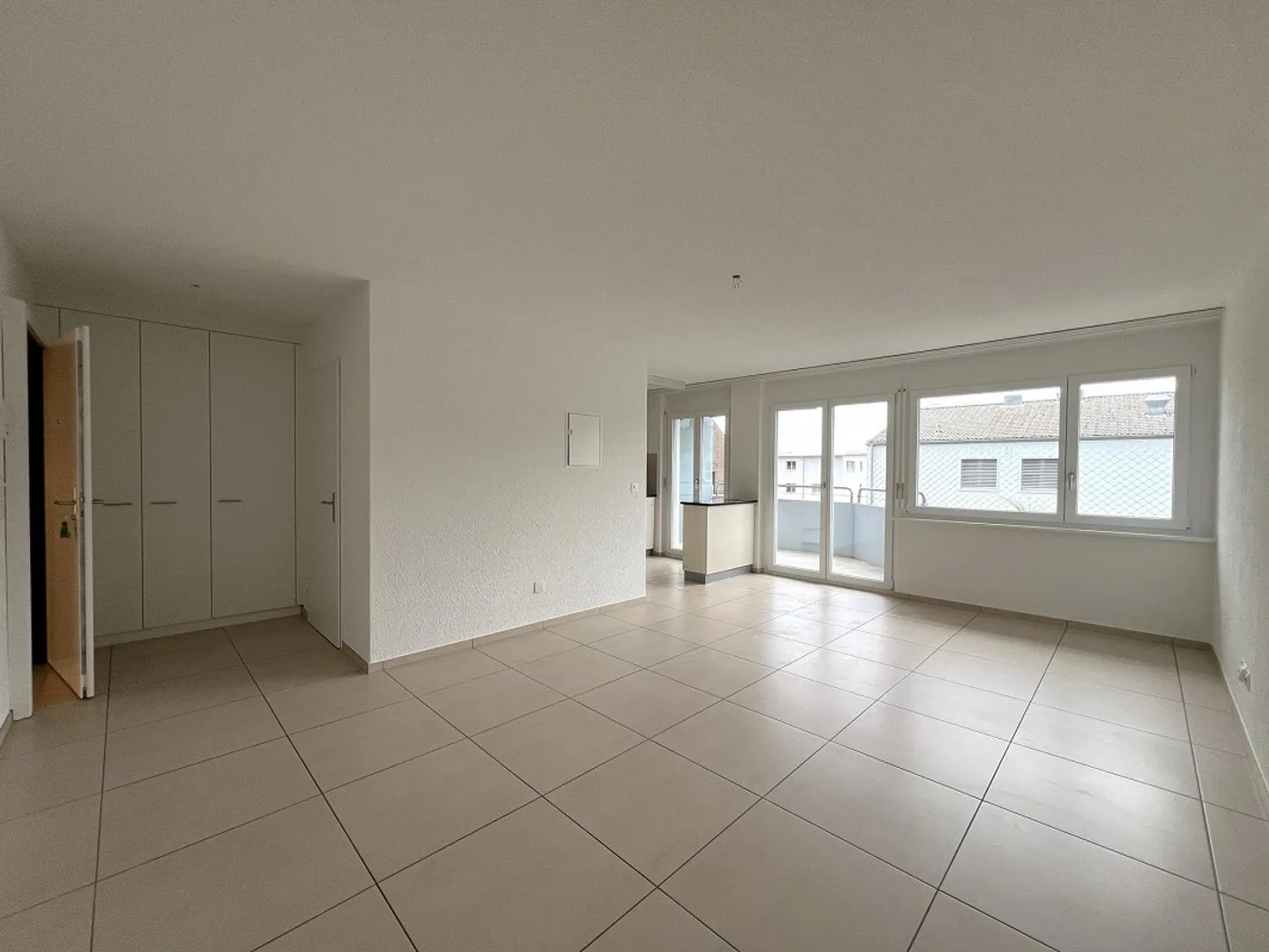 Moderne 2-Zimmerwohnung - Appartement moderne de 2 pièces - Foto 4 von 6