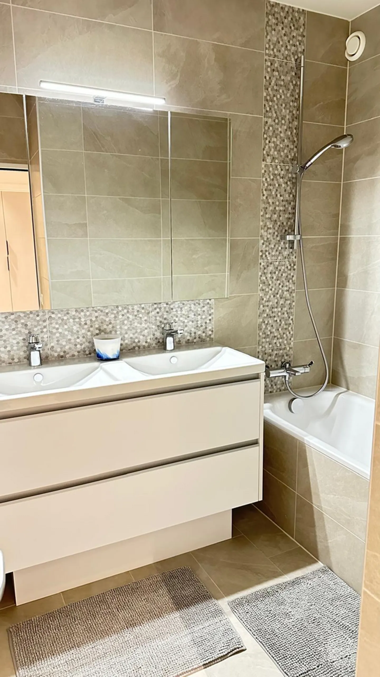 Magnifique appartement meublé à Champel - Photo 5 sur 6