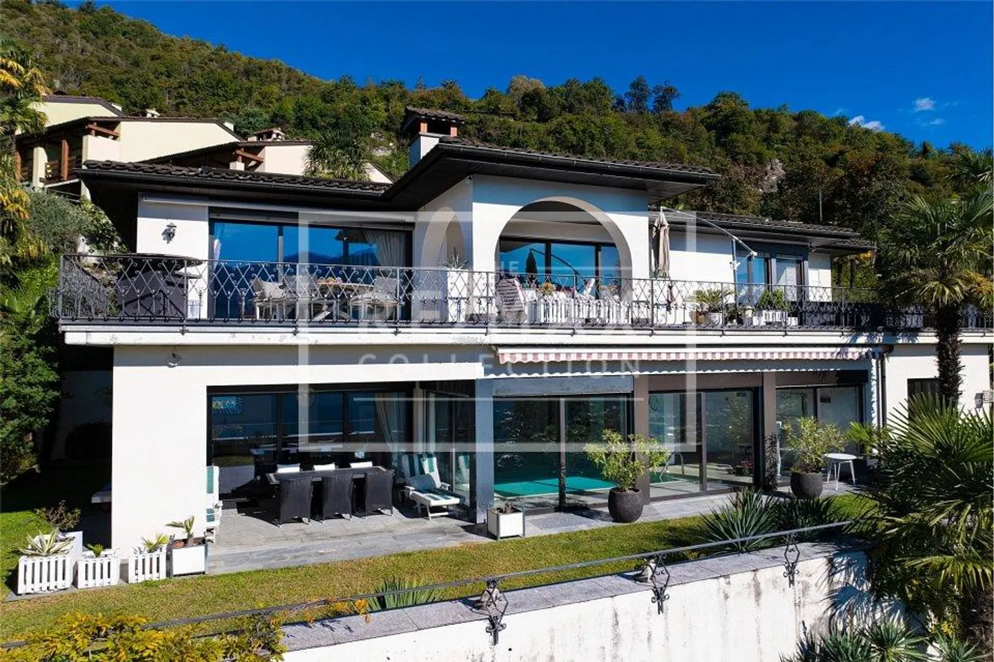 Villa mit Seesicht und Wellness - Foto 1 von 13