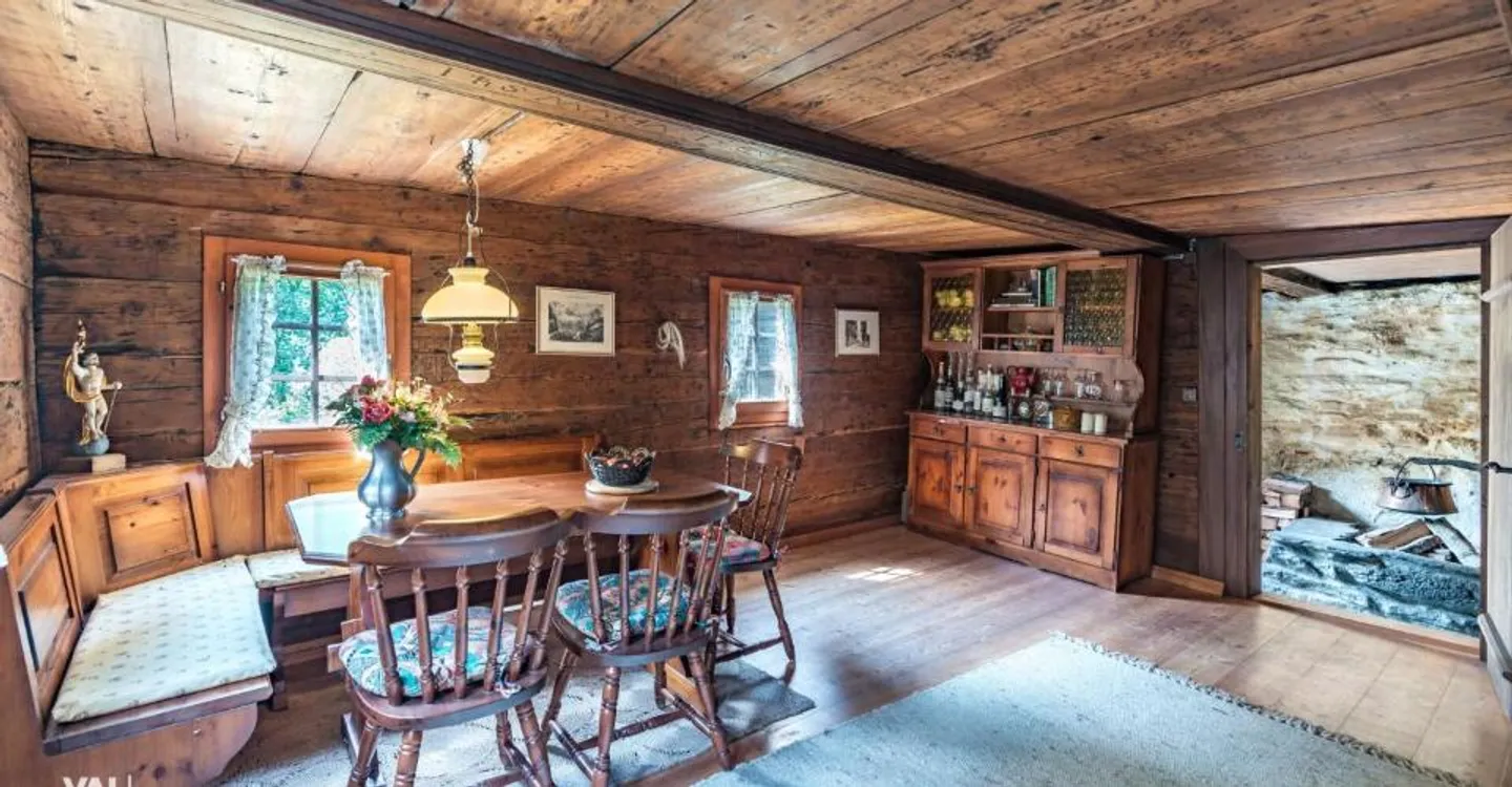 Historic Chalet in Wallis Nature - Photo 4 of 13