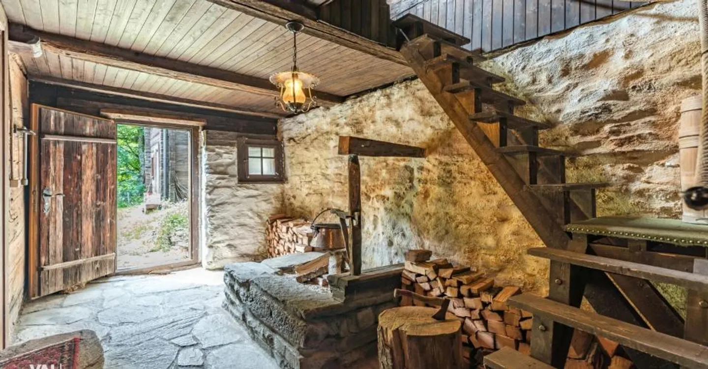 Historic Chalet in Wallis Nature - Photo 1 of 13