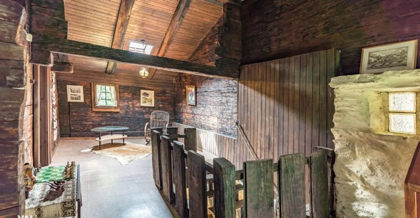 Historic Chalet in Wallis Nature - Photo 9 of 13