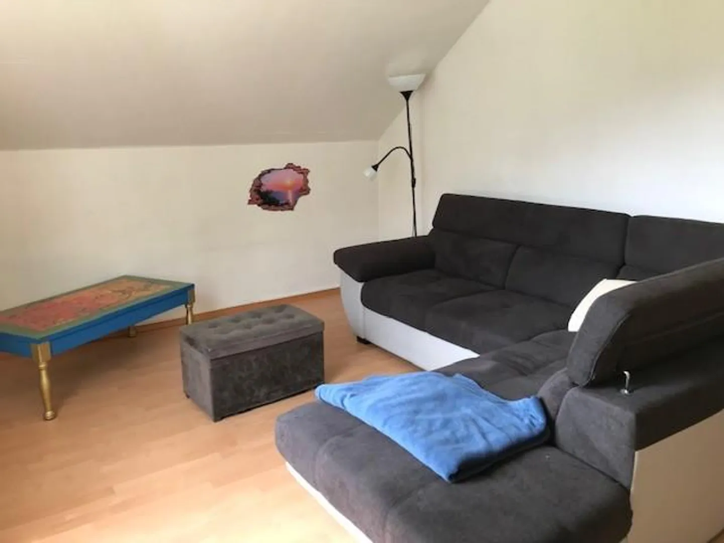 FURNISHED 2.5-ROOM APARTMENT - IDEAL FOR SINGLES OR COUPLES - Photo 5 of 11